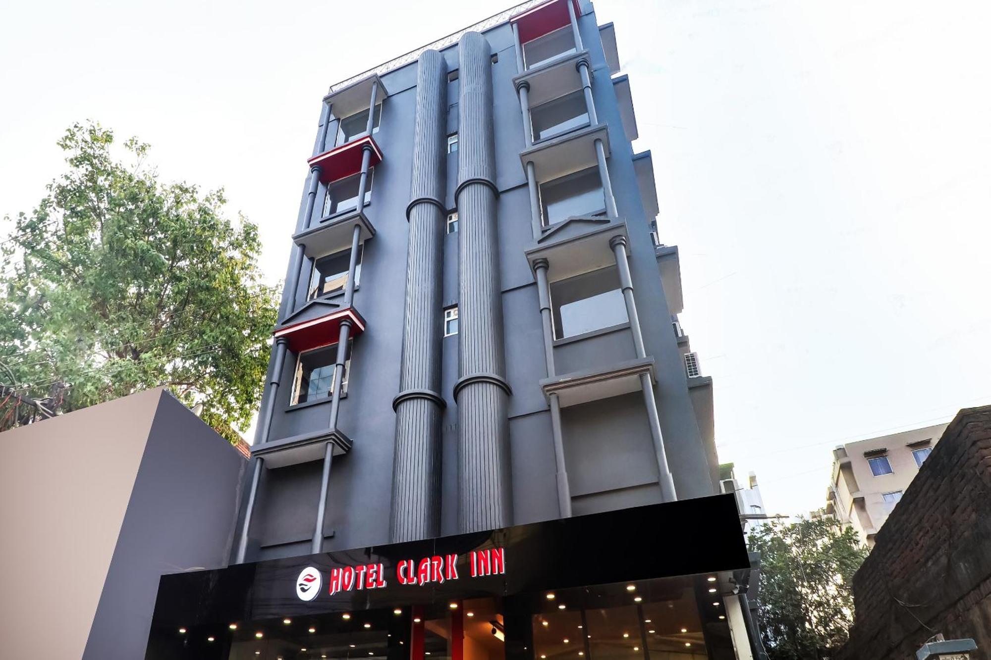 Townhouse Townhouse Clark Inn Patna  Buitenkant foto